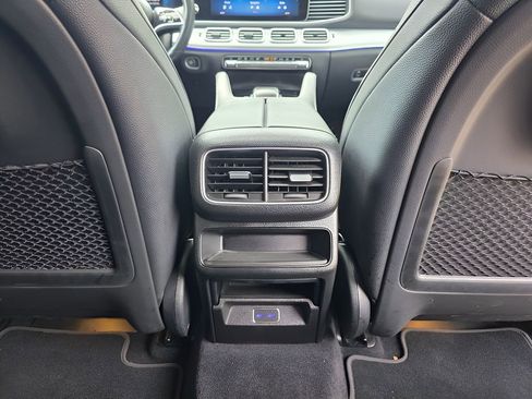 Used 2024 Mercedes-Benz GLE 450e 4MATIC image 10