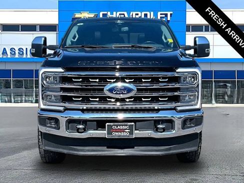 Used 2024 Ford F350 Lariat w/ Lariat Ultimate Package AWD/4WD image 19