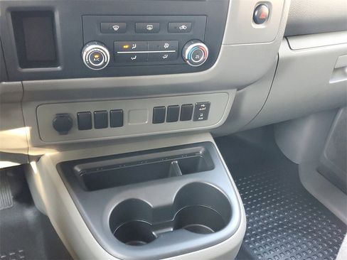 Used 2019 Nissan NV 3500 S image 24