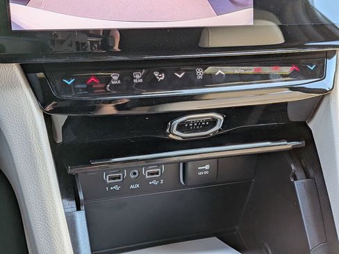 New 2026 Jeep Grand Cherokee L Limited RWD image 19