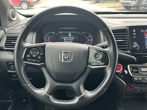Used 2019 Honda Pilot Touring image 18