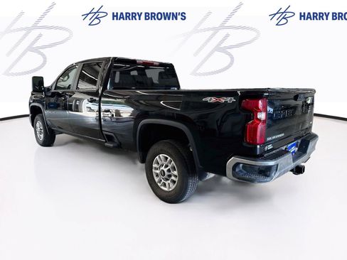 Used 2026 Chevrolet Silverado 2500 LT w/ Convenience Package AWD/4WD image 2