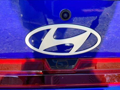 Used 2025 Hyundai Elantra Sport image 30