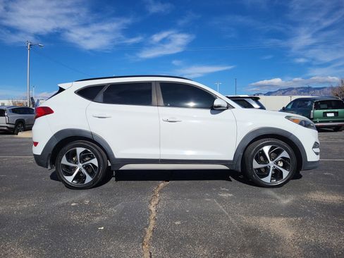 Used 2018 Hyundai Tucson Value w/ Cargo Package image 7