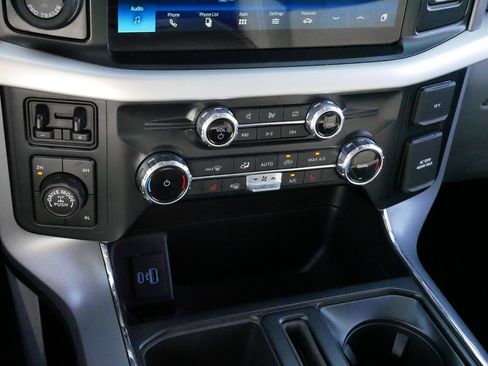 Used 2022 Ford F150 XLT w/ Equipment Group 302A High image 23