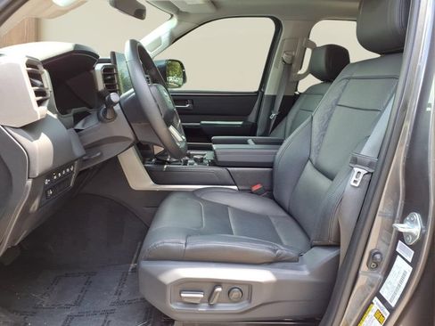Used 2023 Toyota Tundra Limited AWD/4WD image 18