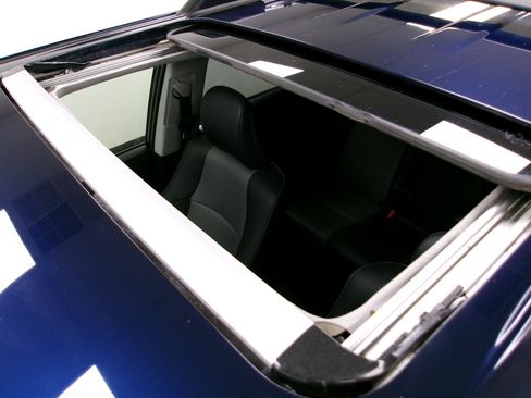 Used 2023 Toyota 4Runner SR5 Premium w/ Moonroof Package AWD/4WD image 4