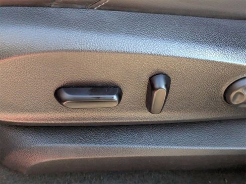 Used 2019 Buick Envision Essence image 21