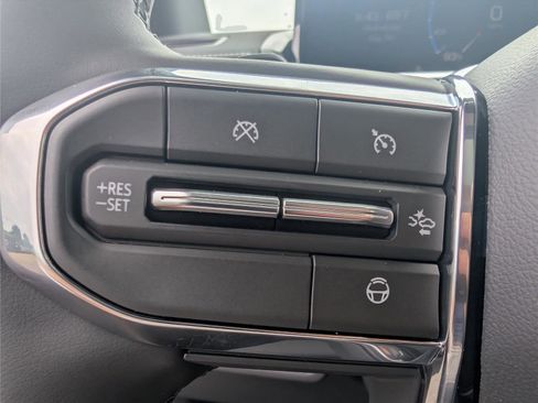 New 2025 GMC Sierra EV Denali image 24