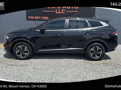 Used 2023 Kia Sportage LX AWD/4WD image 1