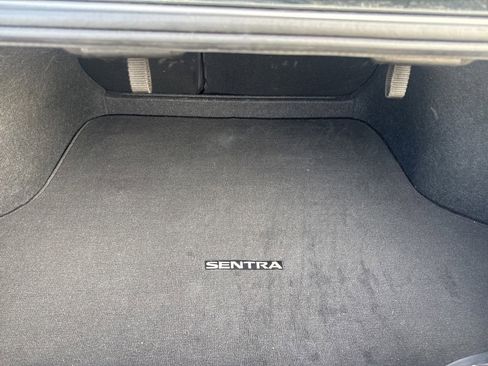 Certified 2023 Nissan Sentra SR w/ Midnight Edition Package image 18