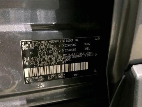 Used 2024 Toyota RAV4 XLE image 31