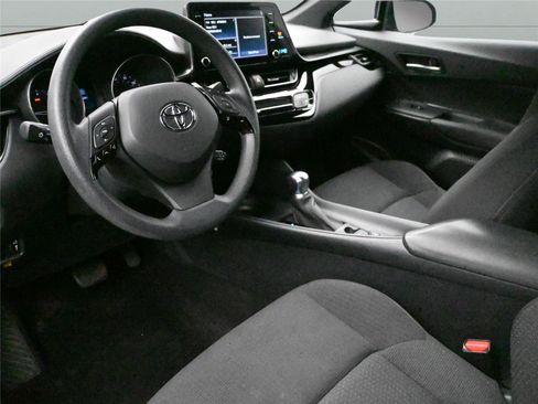Used 2019 Toyota C-HR LE image 2