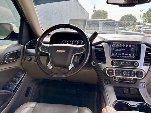 Used 2020 Chevrolet Tahoe LT AWD/4WD image 2