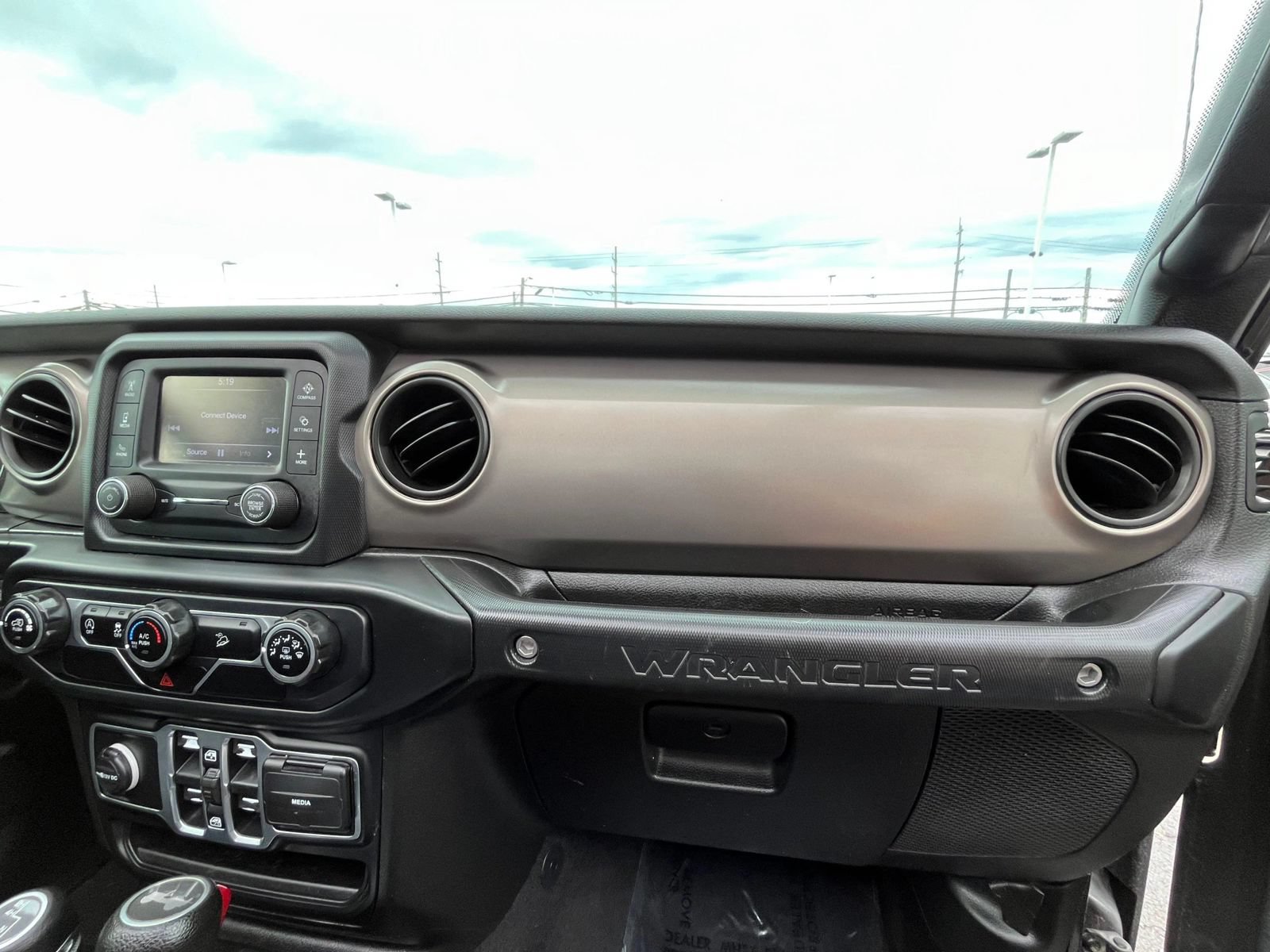 Used 2020 Jeep Wrangler Unlimited Sport S AWD/4WD image 25