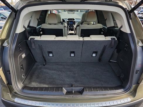 Used 2022 Subaru Ascent Limited w/ Technology Package image 29