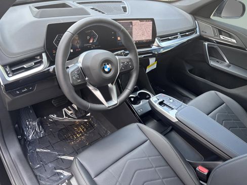 Used 2026 BMW X1 xDrive28i w/ Technology Package image 23