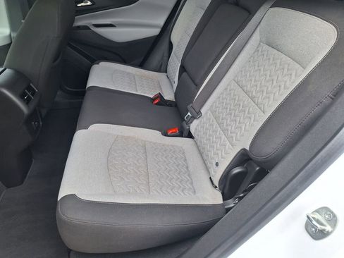 Used 2023 Chevrolet Equinox LS image 22