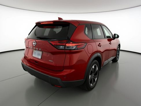 Used 2025 Nissan Rogue SV image 9