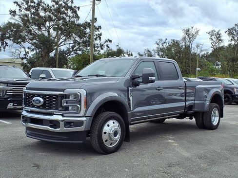 Used 2023 Ford F450 Lariat w/ Lariat Ultimate Package image 3
