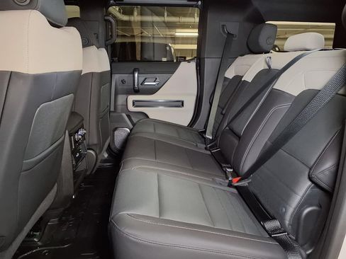 Used 2026 GMC Hummer EV SUV AWD/4WD image 12