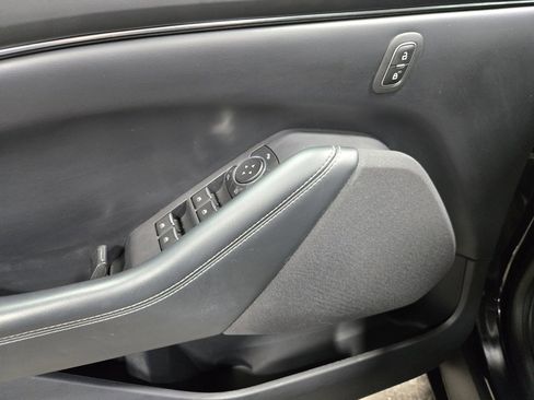 Used 2021 Ford Mustang Mach-E Select image 8