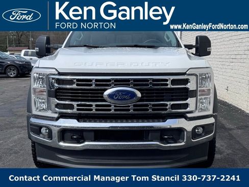 New 2026 Ford F550 4x4 Crew Cab image 5