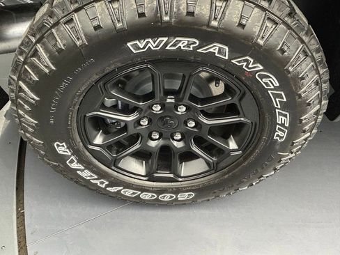 New 2026 RAM 1500 Rebel AWD/4WD image 37