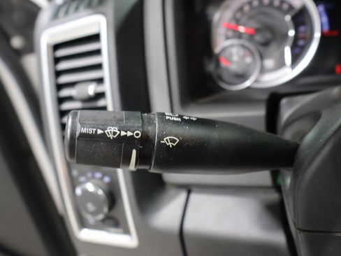 Used 2017 RAM 1500 Big Horn AWD/4WD image 35