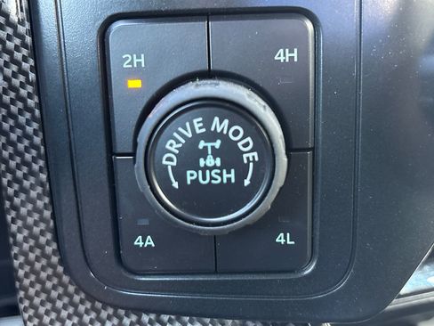 New 2025 Ford F150 Lariat w/ Equipment Group 502A High image 25