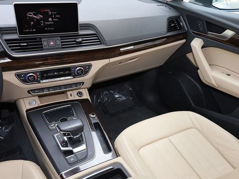 Used 2018 Audi Q5 2.0T Premium Plus AWD/4WD image 9