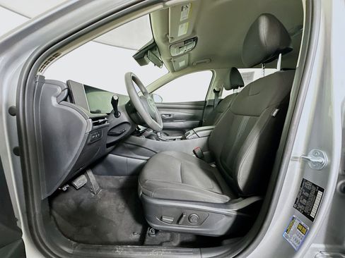 Used 2025 Hyundai Tucson SEL FWD image 13