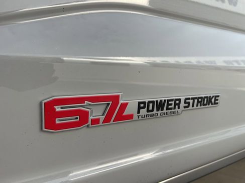 New 2026 Ford F250 Platinum AWD/4WD image 12