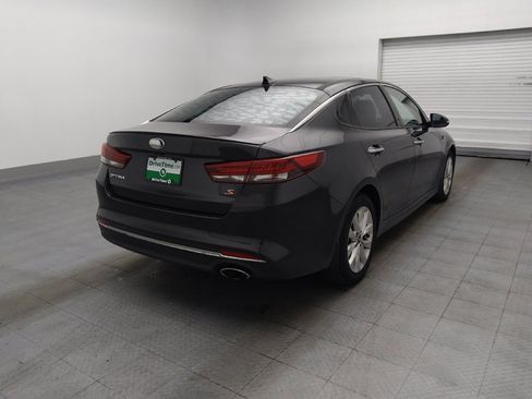 Used 2018 Kia Optima S w/ Panoramic Sunroof Package FWD image 9