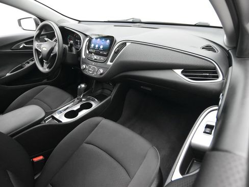 Used 2019 Chevrolet Malibu LS w/ LPO, Convenience Package 1 FWD image 28