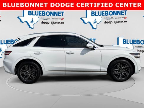 Used 2022 Genesis GV70 2.5T w/ Advanced Package AWD/4WD image 4