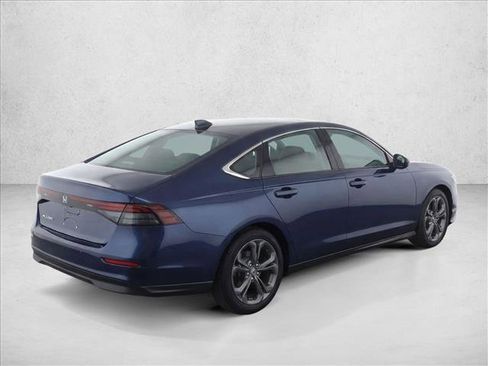 Used 2023 Honda Accord EX image 7