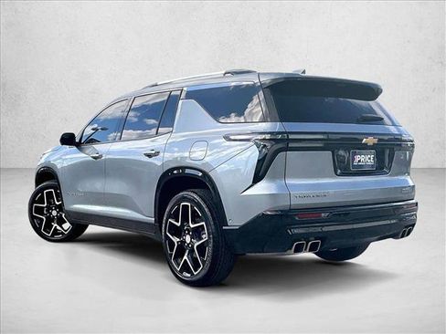 Certified 2025 Chevrolet Traverse High Country image 13