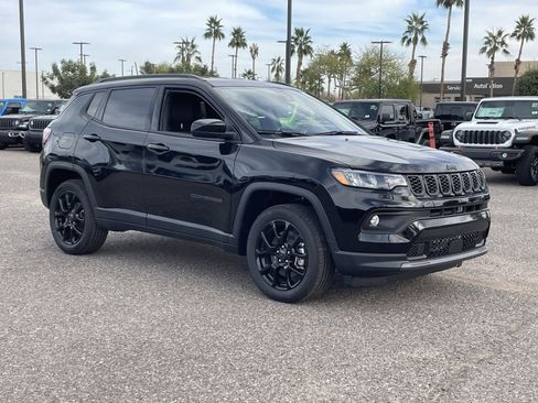 New 2026 Jeep Compass Latitude image 5