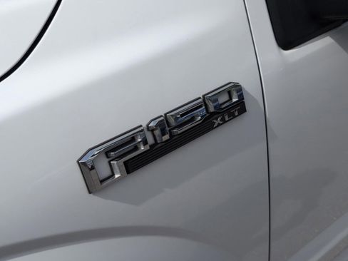 Used 2018 Ford F150 XLT image 15
