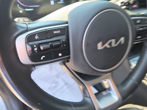 Used 2023 Kia Sportage EX FWD image 19