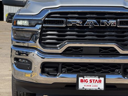 New 2026 RAM 3500 Tradesman AWD/4WD image 6