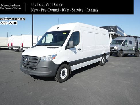 Used 2023 Mercedes-Benz Sprinter 2500 image 1