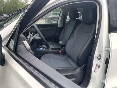 New 2026 Volkswagen Tiguan SE AWD/4WD image 11