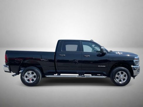 Used 2026 RAM 2500 Big Horn AWD/4WD image 2