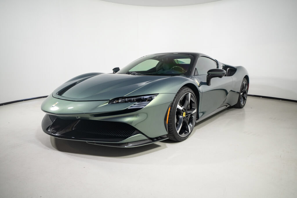 Certified 2024 Ferrari SF90 Spider AWD/4WD image 1