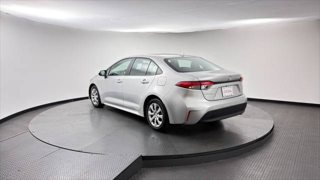 Used 2025 Toyota Corolla LE FWD image 6