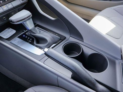 New 2026 Hyundai Elantra Sport image 15