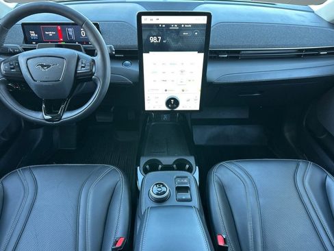 Used 2021 Ford Mustang Mach-E Premium image 16