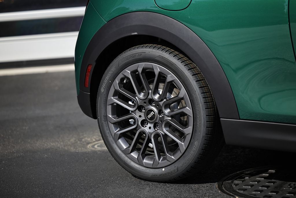 New 2026 MINI Cooper S FWD image 7